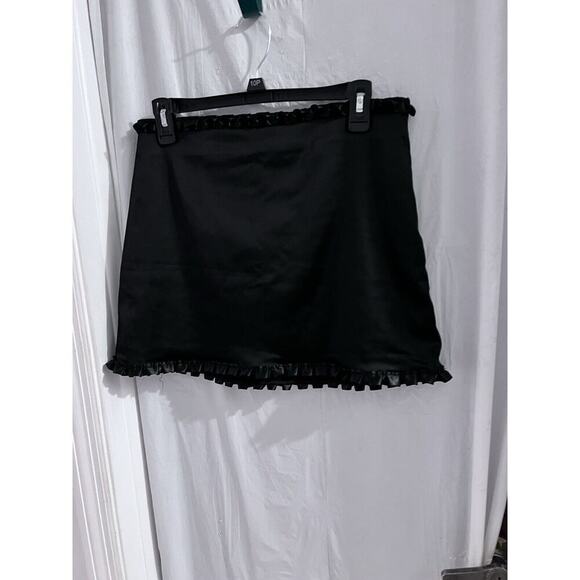 Dolls Kill X Universal Monsters Black Satin Ruffle trim Skirt Sz M Goth Emo - Picture 1 of 7